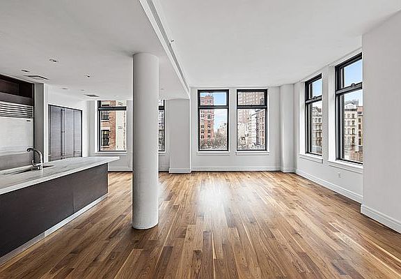 3rd image of 34 Leonard St #4F