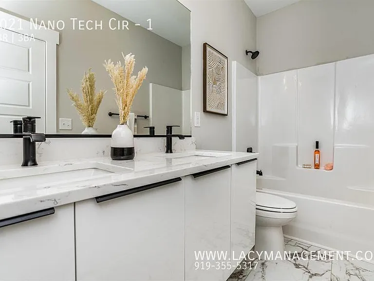 1021 Nano Tech Cir #1 — Photo 23