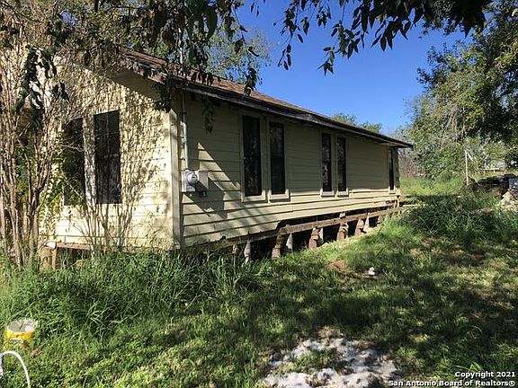 5th image of 804 1st St