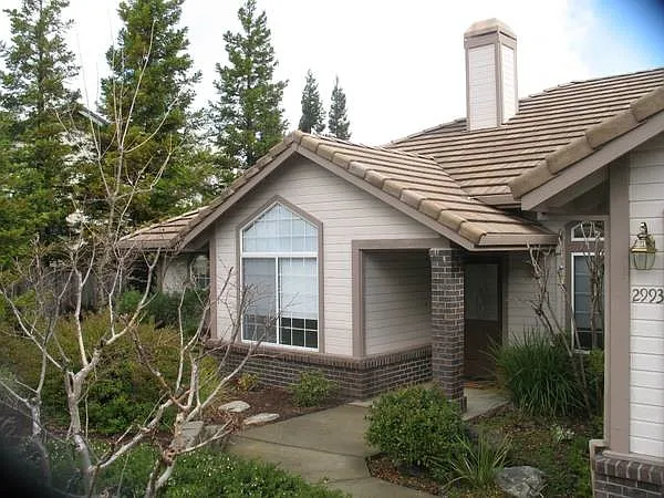 2993 Bridlewood Dr photo 1