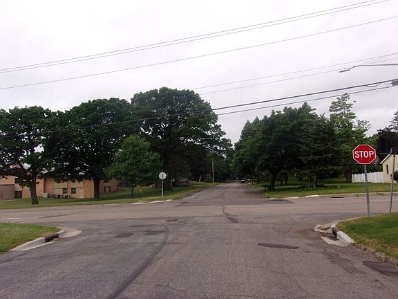 4th image of 2266 15th Ave E