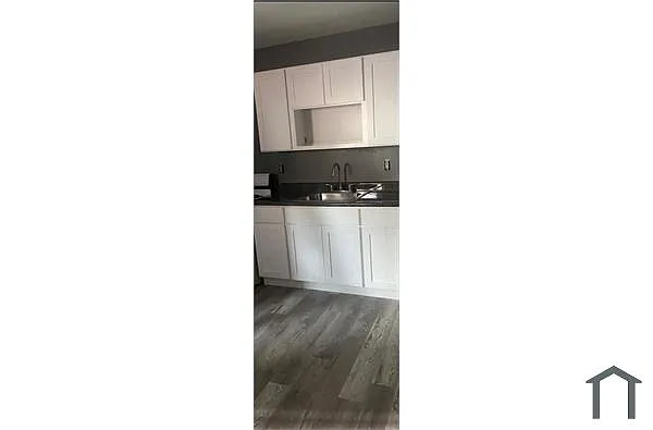 Building Photo - 1167 Pembroke St #1RR