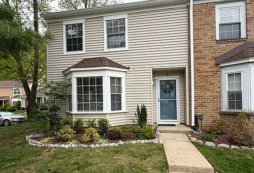 23 Cloister Ct #23 Photo 1