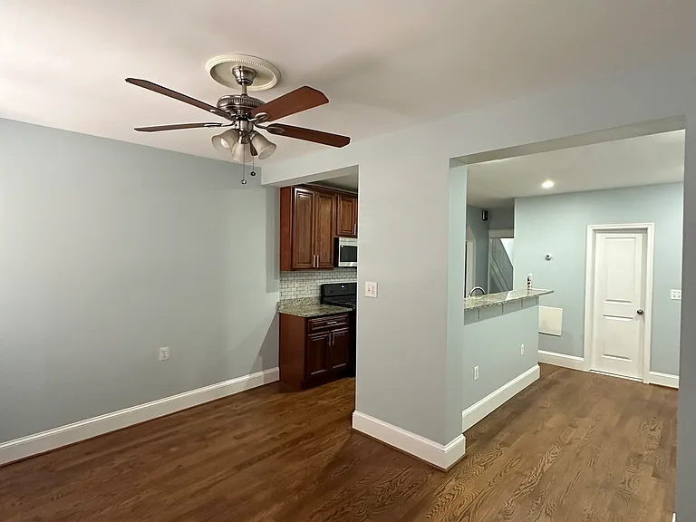 1533 Isherwood St NE — Photo 12