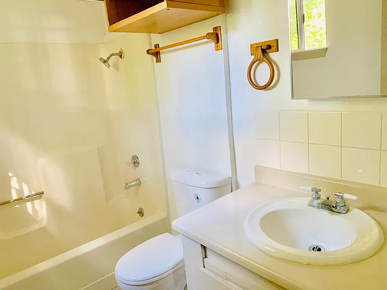607 Barbe St #4 — Photo 7