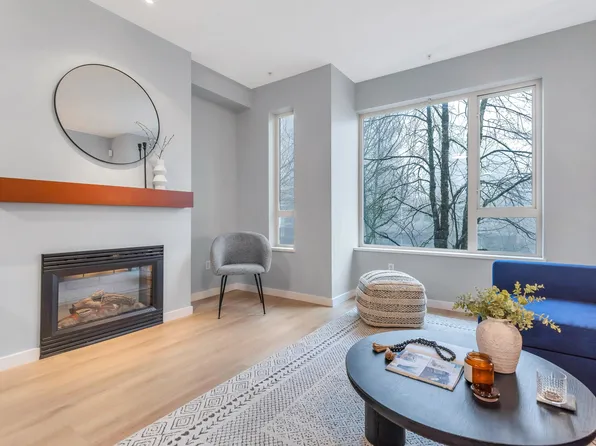 9229 University Cres #130, Burnaby, BC V5A 4Z2