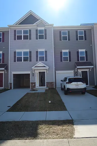 2504 Boeing Way Photo 1