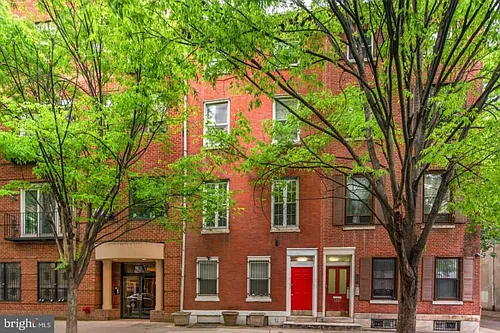 1333 Pine St #3R Photo 1