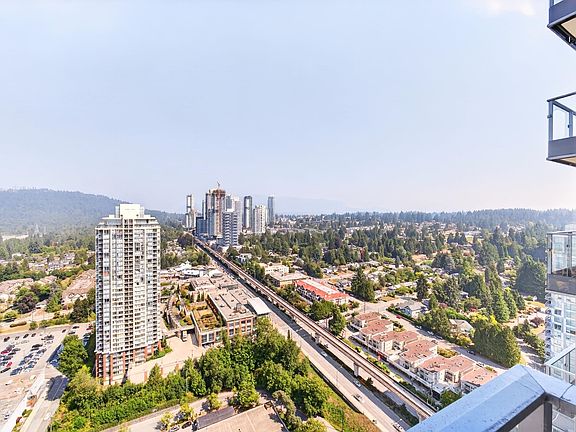 2nd image of 3809 Evergreen Pl #3411
