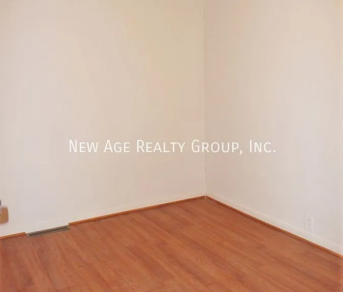 629 Jackson St #1 — Photo 4