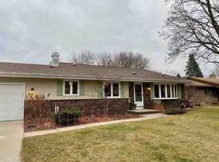 1024 E Park Ridge Ave, Appleton, WI 54911