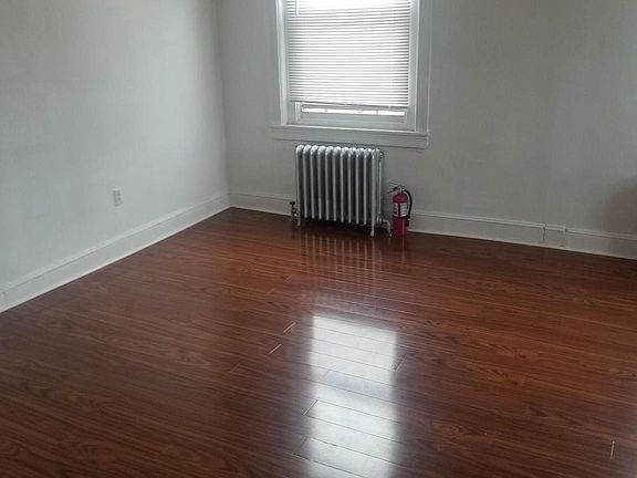 3rd image of 2101 S 6th St Floor 3