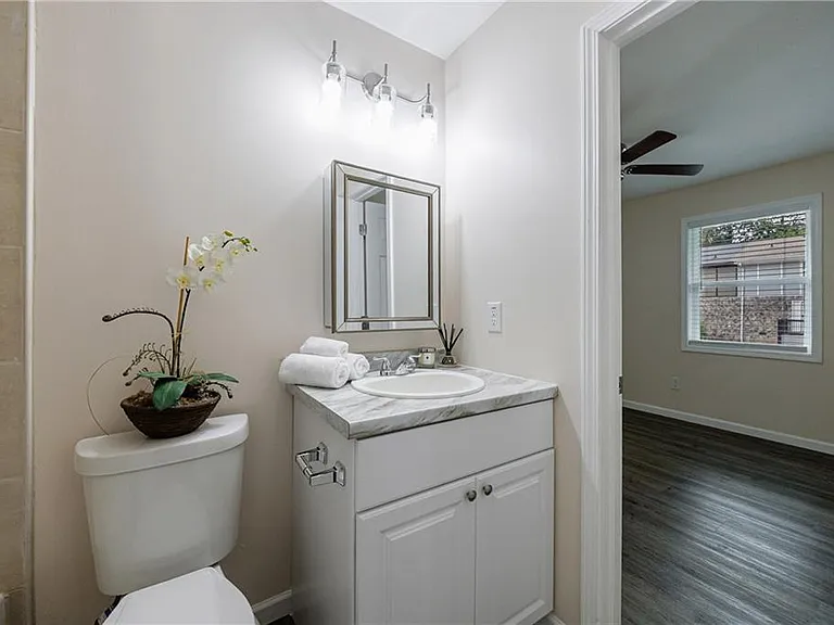 1248 Falling Water Dr SE — Photo 28