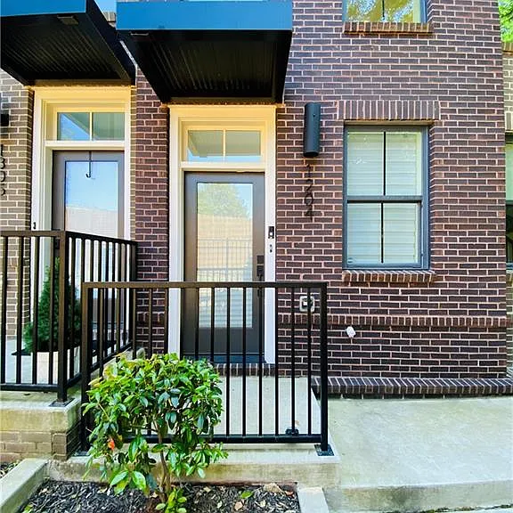 230 New St — Photo 4
