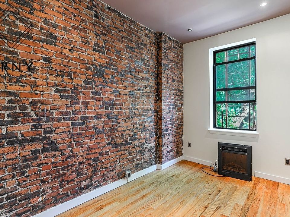 1st image of 913 Saint Johns Pl #3P