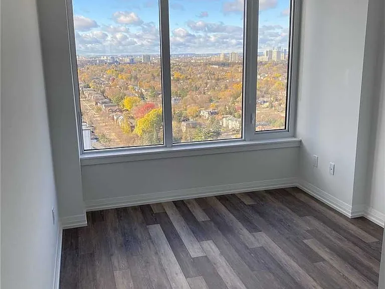 75 Canterbury Pl #2807 — Photo 9