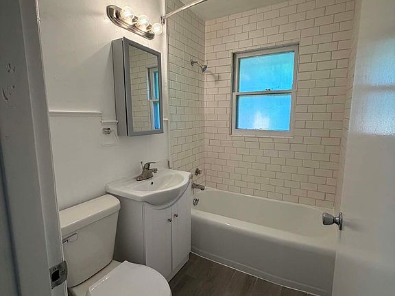 4th image of 3412 Harney Ct