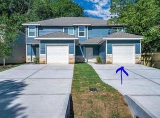 910 Shady Ln UNIT B, Conroe, TX 77301