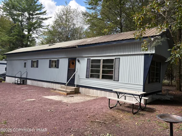 6 Snow Way, Albrightsville, PA 18210