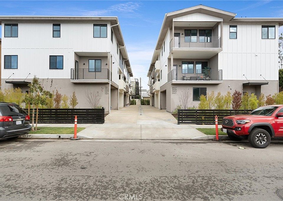 1st image of 1507 207th St