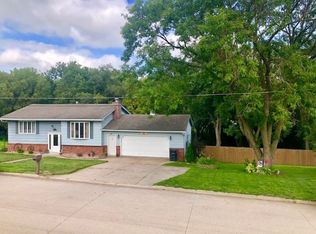 1214 N 8th St, Nebraska City, NE 68410