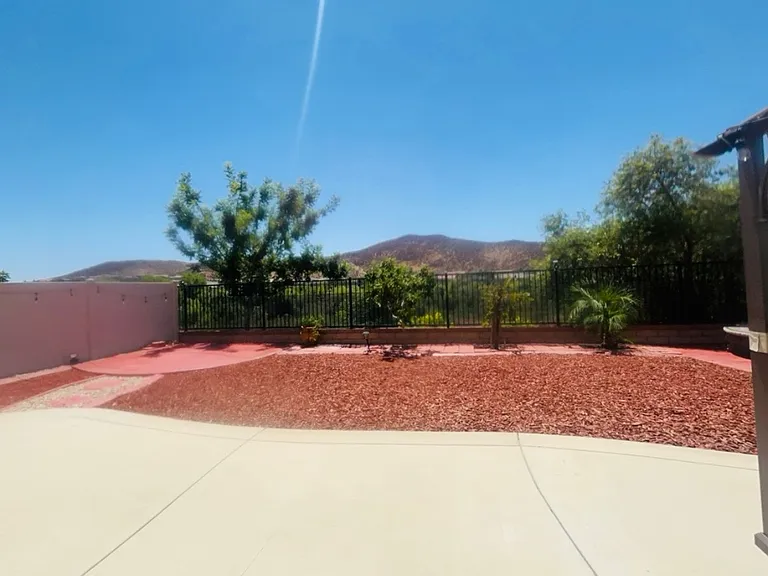 24413 Comanche Creek Dr — Photo 20
