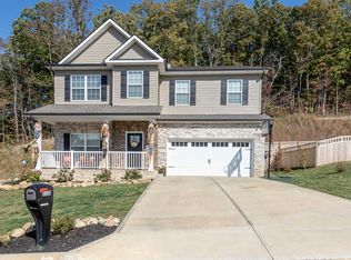 3130 Oakwood Hills Ln, Knoxville, TN 37931