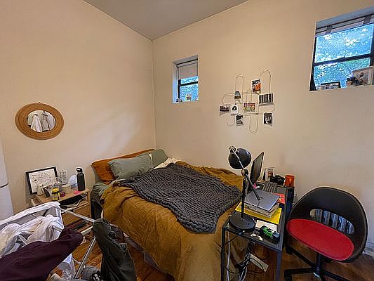 4th image of 96 N 8th St Floor 3