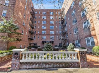 67-12 Yellowstone Blvd #E8, Queens, NY 11375