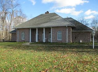 144 Bonzo Ln, Beaver Falls, PA 15010