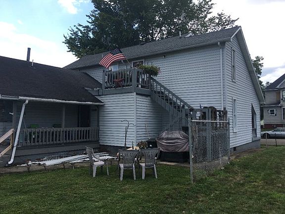 3rd image of 418 1/2 Buckhorn St
