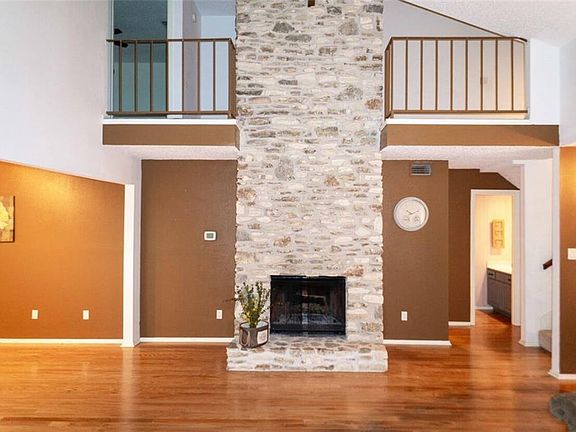 3rd image of 2217 Onion Creek Pkwy Unit 112