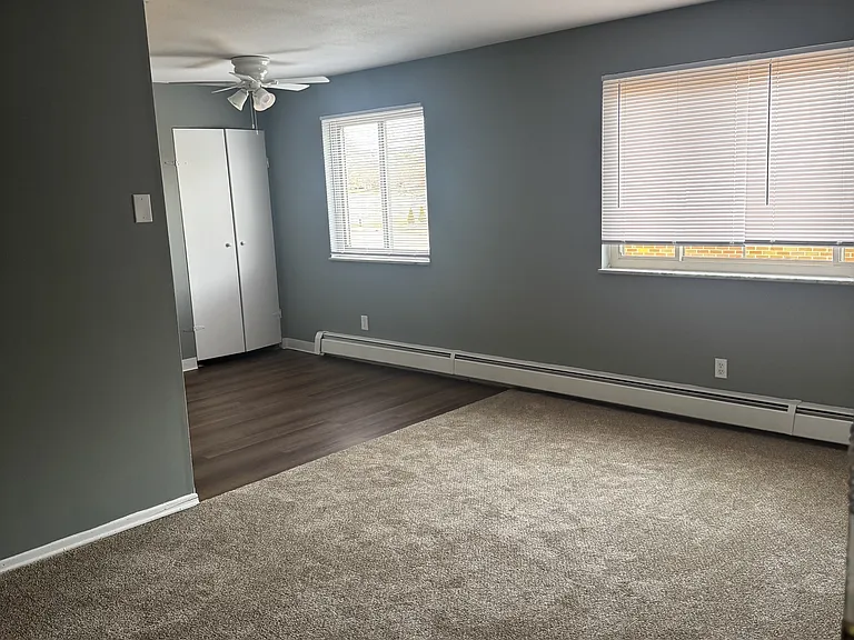 2860 Boudinot Ave — Photo 10