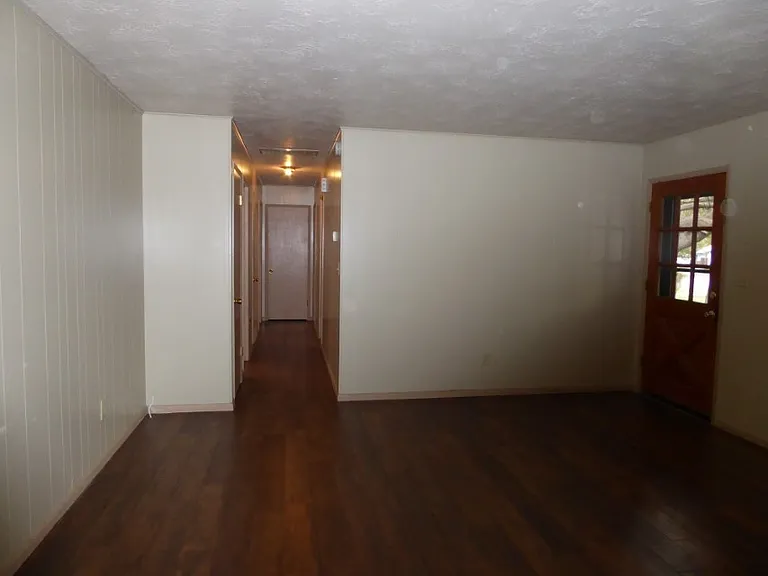 157 SE Craven Rd — Photo 7