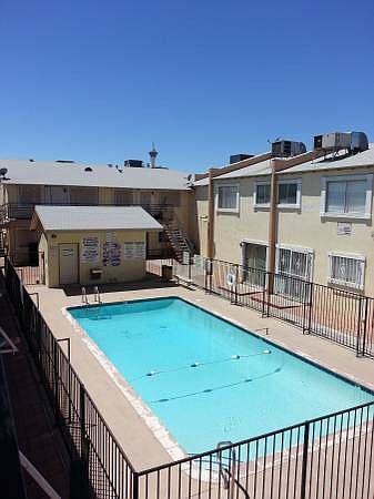 2nd image of 521 S Maryland Pkwy APT A1
