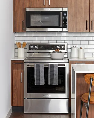 Rented by Compass | media 12