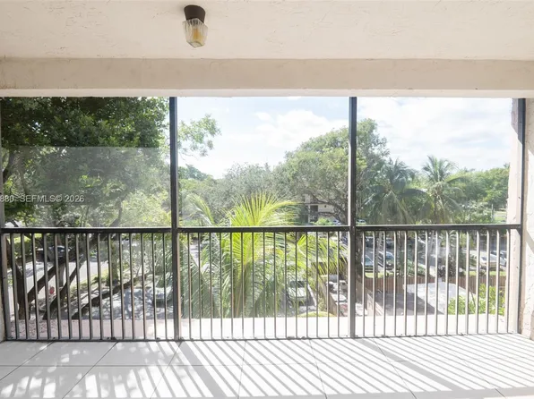 6800 Cypress Rd APT 415, Plantation, FL 33317
