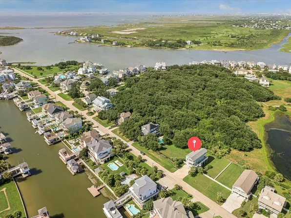 3439 Eckert Dr, Galveston, TX 77554