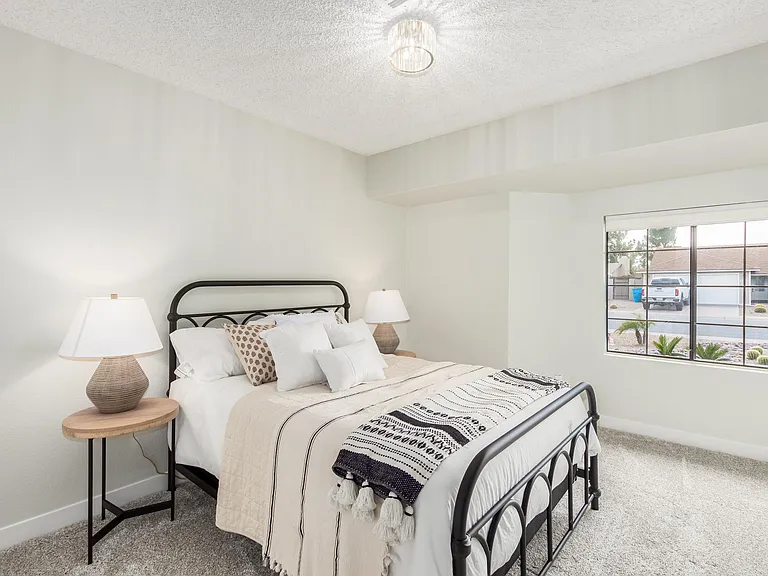 6326 E Carolina Dr — Photo 23