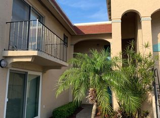 8151 Blind Pass Rd APT 5, Saint Pete Beach, FL 33706