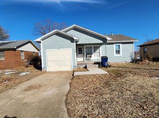 924 Cherokee Pl, Lindsay, OK 73052