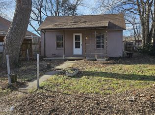 116 N Oak Ave, Joplin, MO 64801