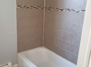218 S 10th St #2, Newark, NJ 07107