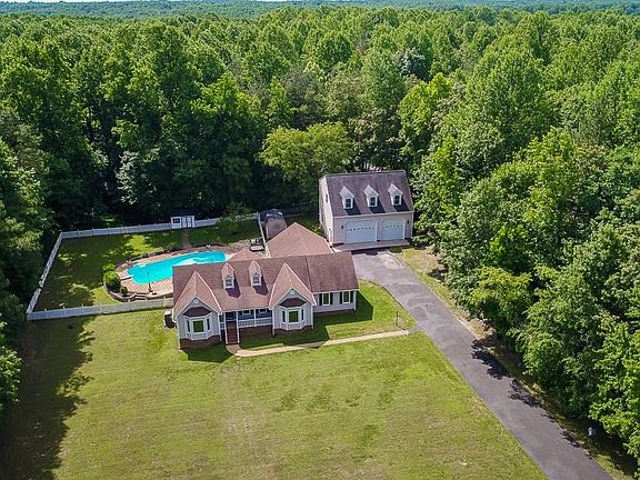 5th image of 1451 Dressage Way