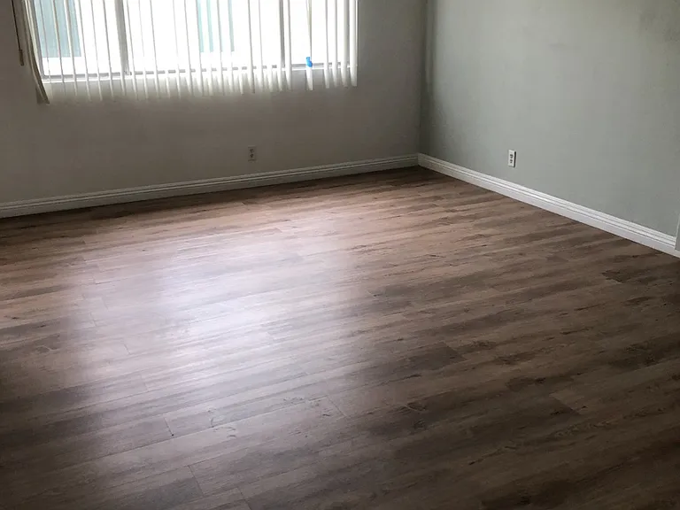 11815 Goshen Ave #7 — Photo 3