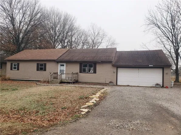 213 W Main St, Arma, KS 66712