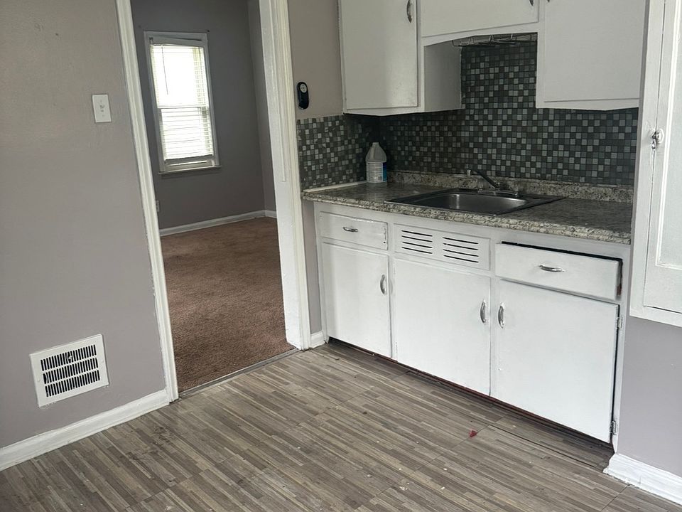 2nd image of 14283 Wisconsin St