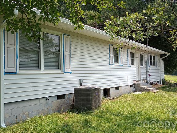 2nd image of 772 S Mountain Rd