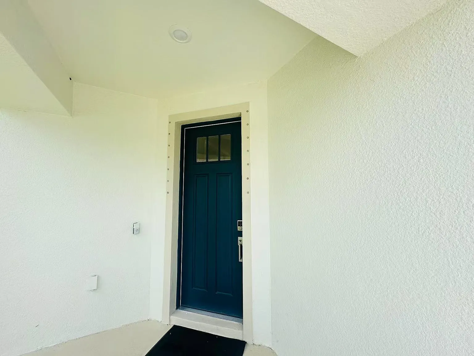15037 Shady Palms Ln — Photo 2