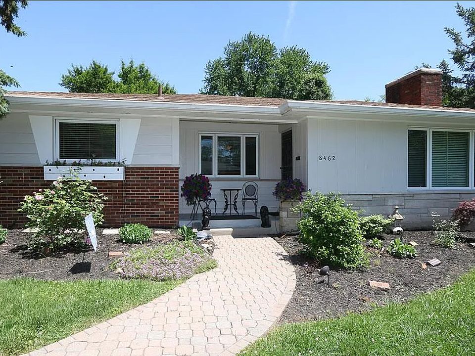 1st image of 8462 Deerway Dr